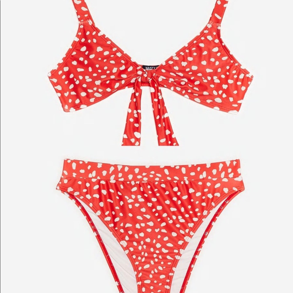 Nasty gal bikini size 2, NWT!